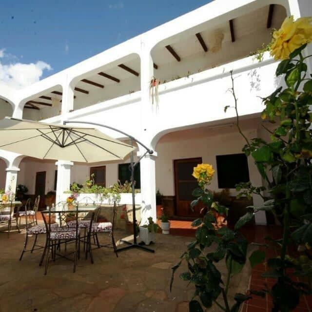 Hotel Casablanca Samaipata Exterior foto